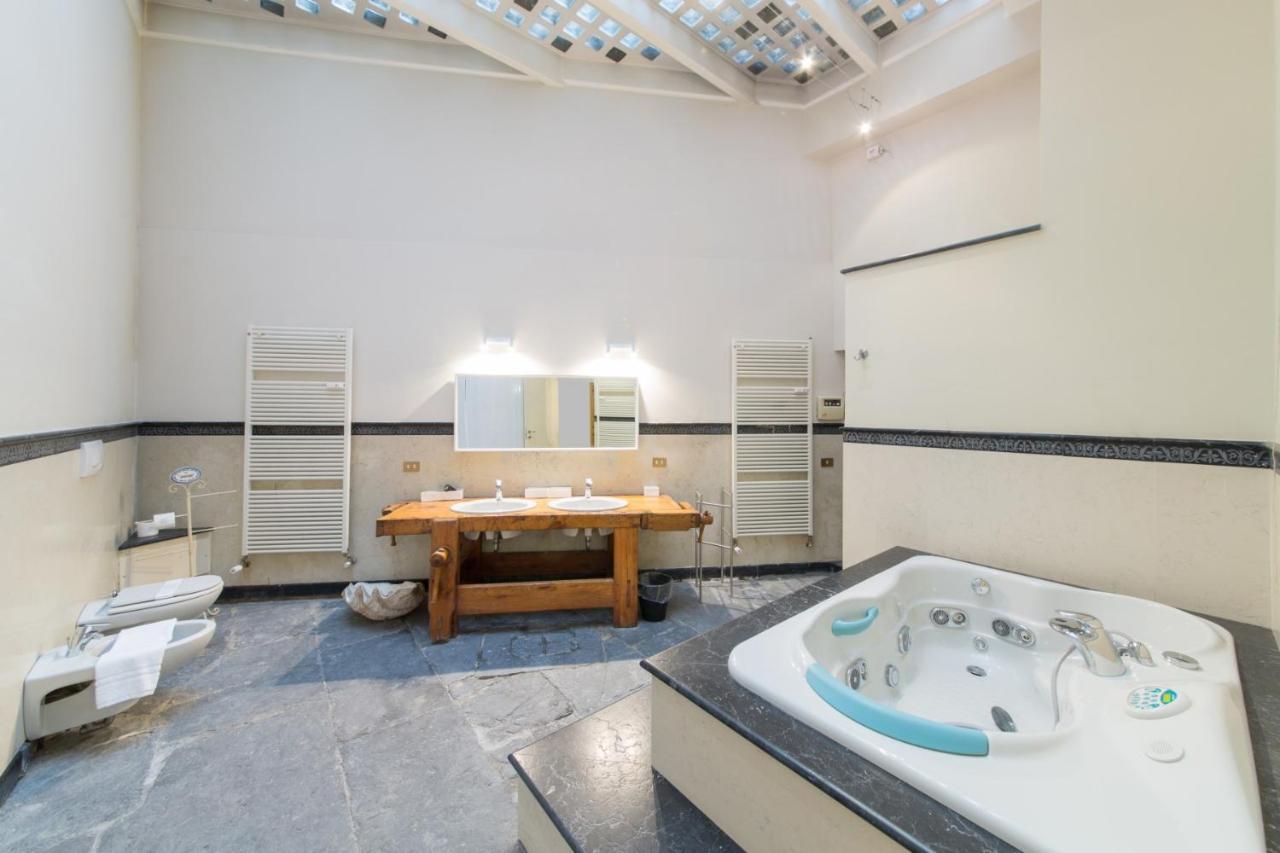 Loft In Navigli District With Jacuzzi & Sauna - Papiniano Милано Екстериор снимка