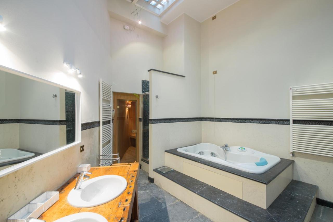 Loft In Navigli District With Jacuzzi & Sauna - Papiniano Милано Екстериор снимка